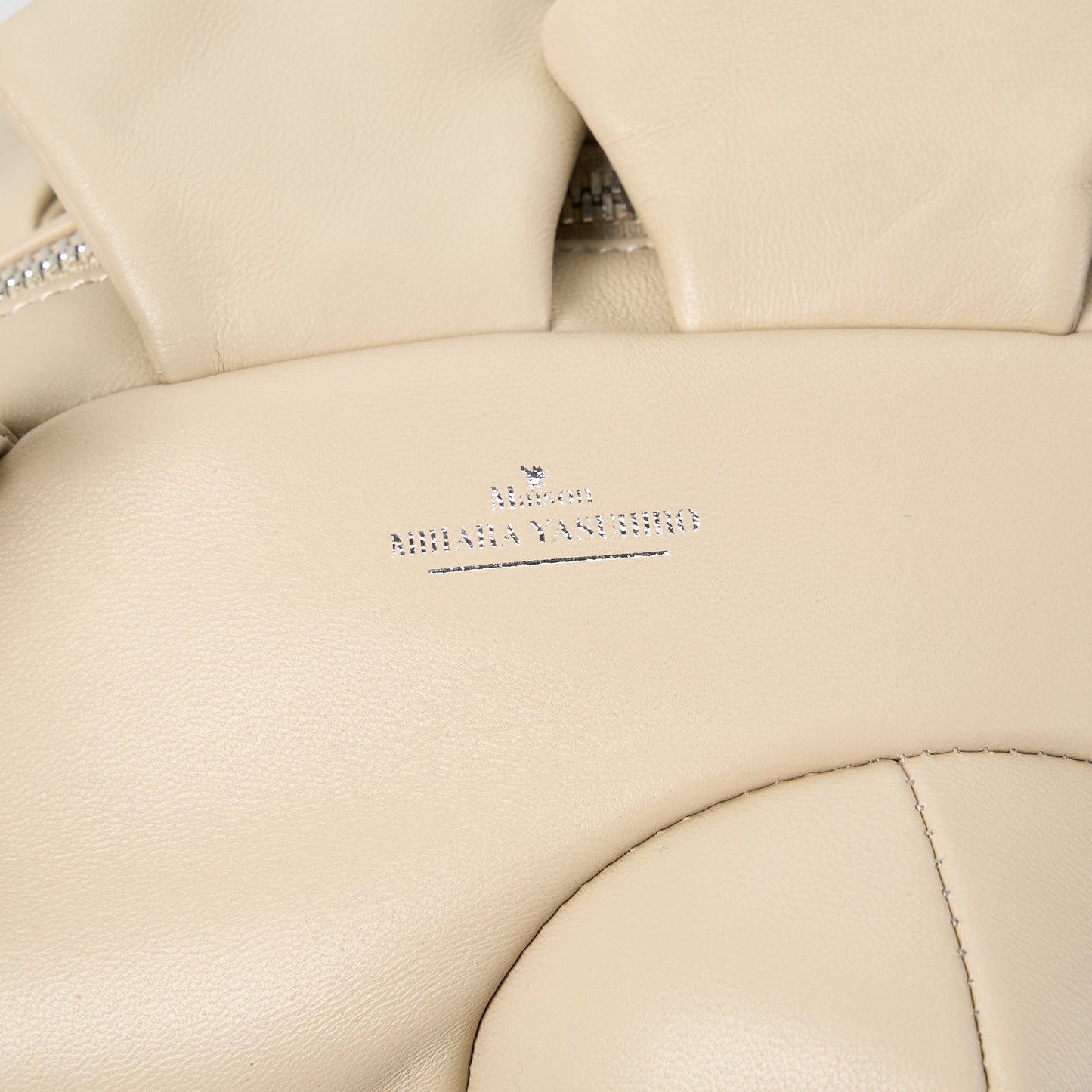 DOLLS / MEDIUM STEGOSAURUS BAG / BEIGE