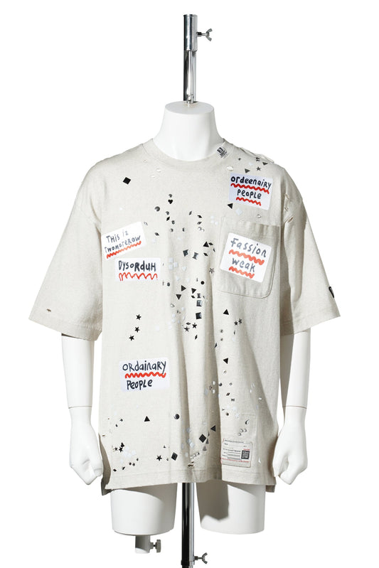 EMBELLISHED STICKER TEE / WHITE