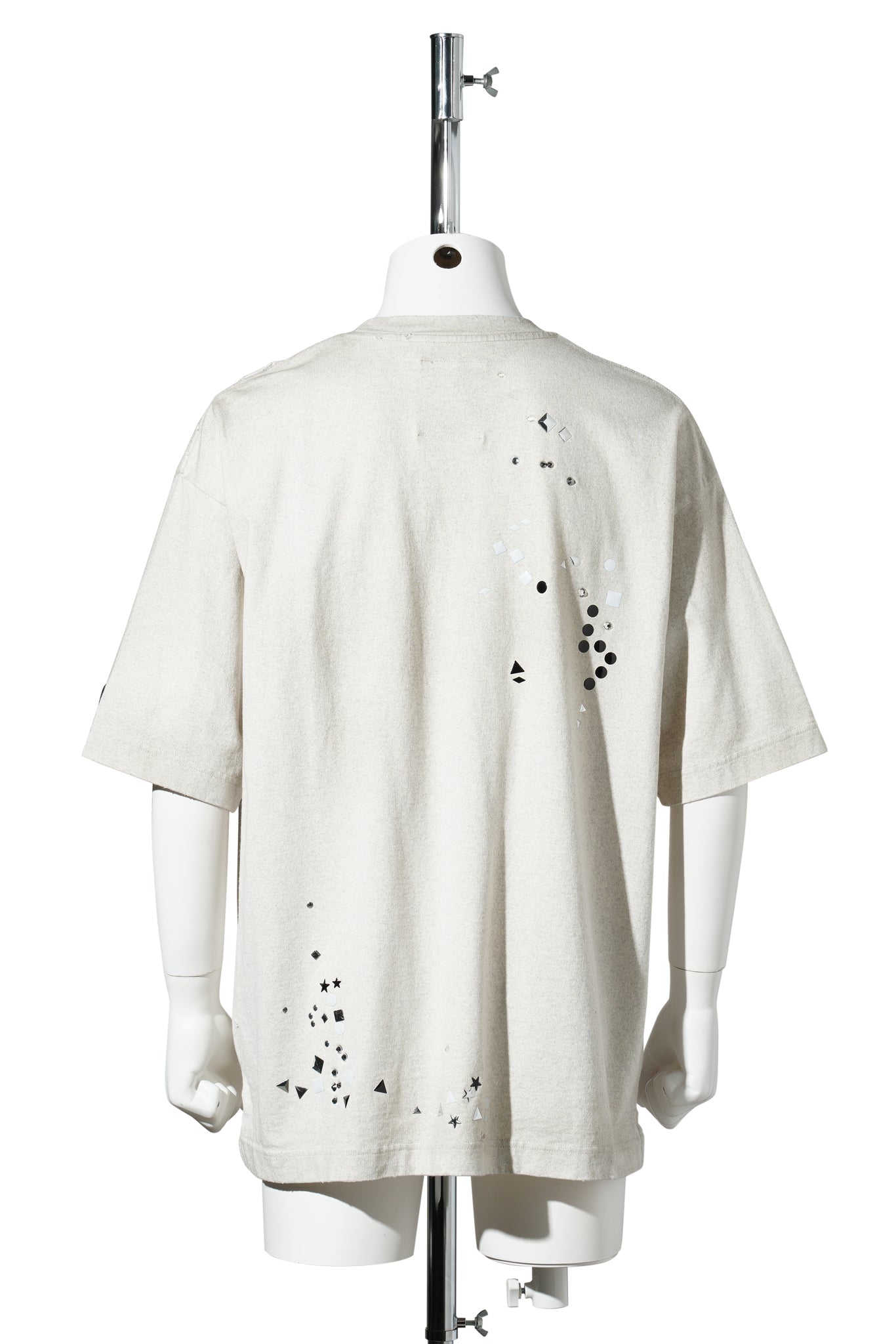 EMBELLISHED STICKER TEE / WHITE
