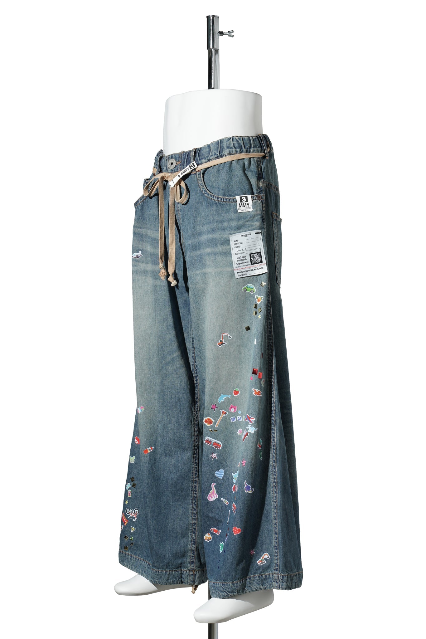DENIM HUGE DETAIL PANTS W KIDS STICKER / INDIGO