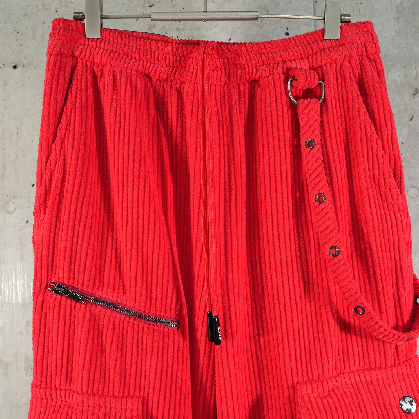 CORD CARGO PANT / RED