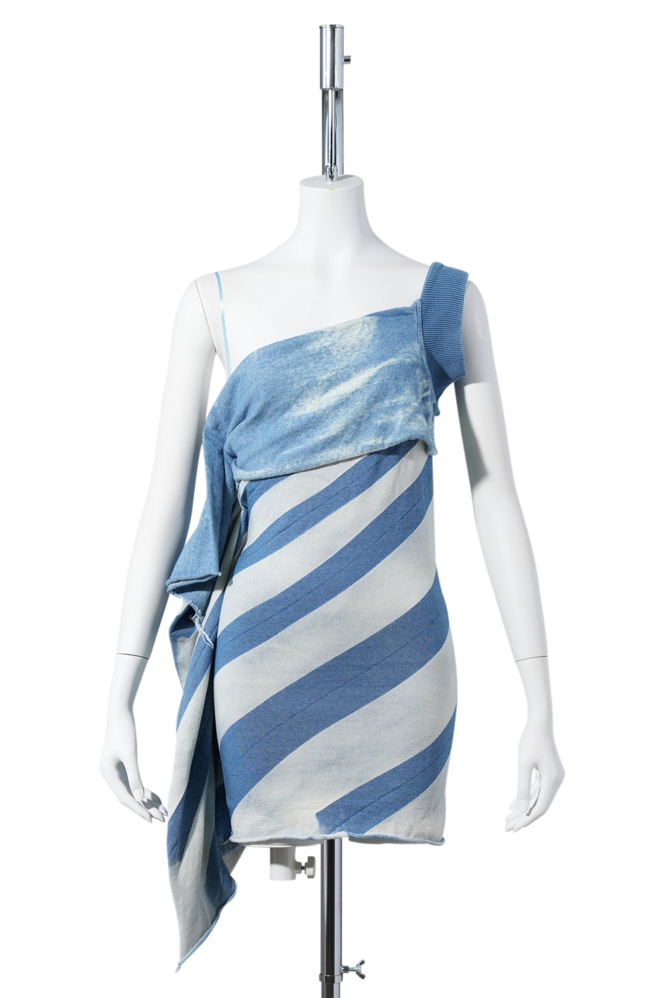 BACKLESS T-SHIRT / FROSTBITE BLUE