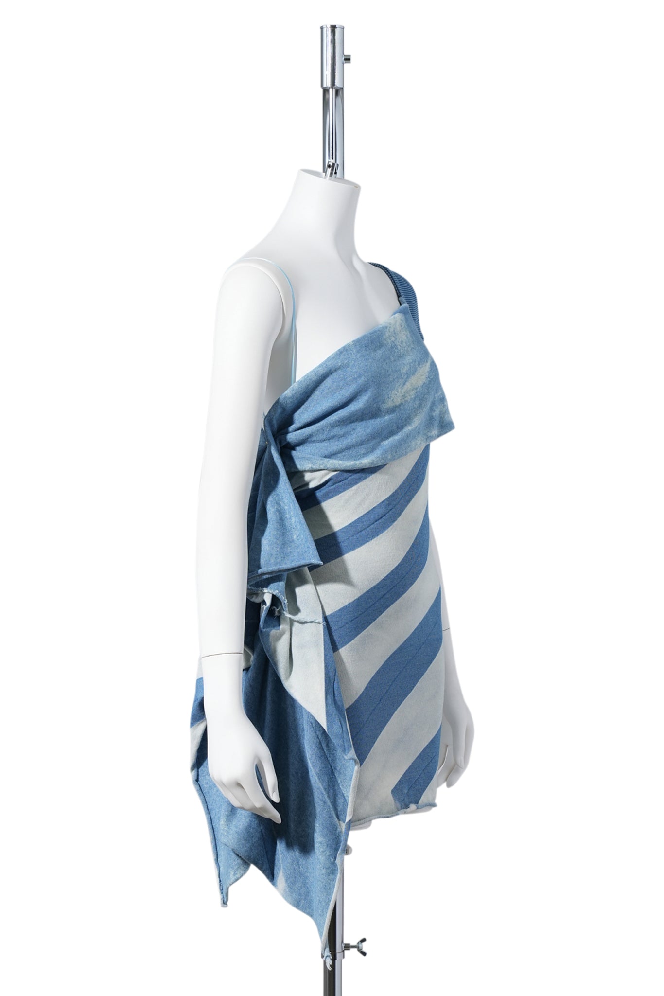 BACKLESS T-SHIRT / FROSTBITE BLUE