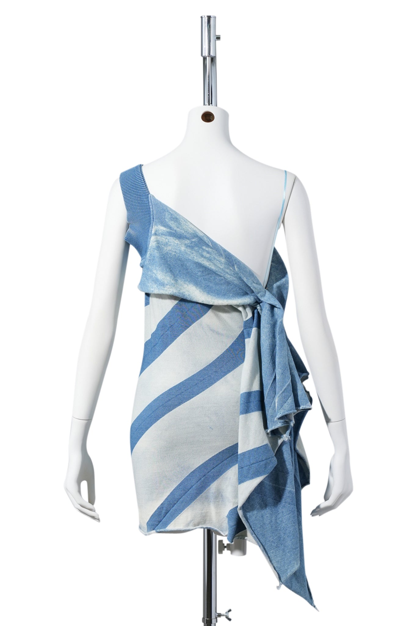 BACKLESS T-SHIRT / FROSTBITE BLUE