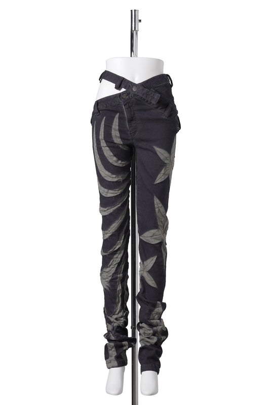 ASYMMETRIC TRIBAL FLOWER SKINNY JEANS / DROWNED NAVY