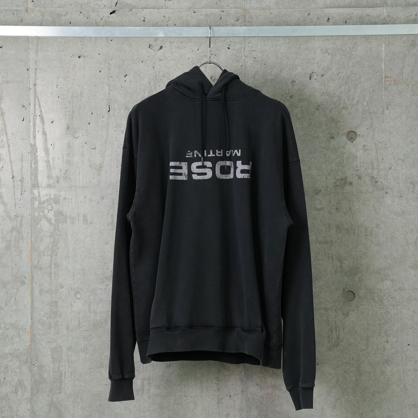 CLASSIC HOODIE / BLACK