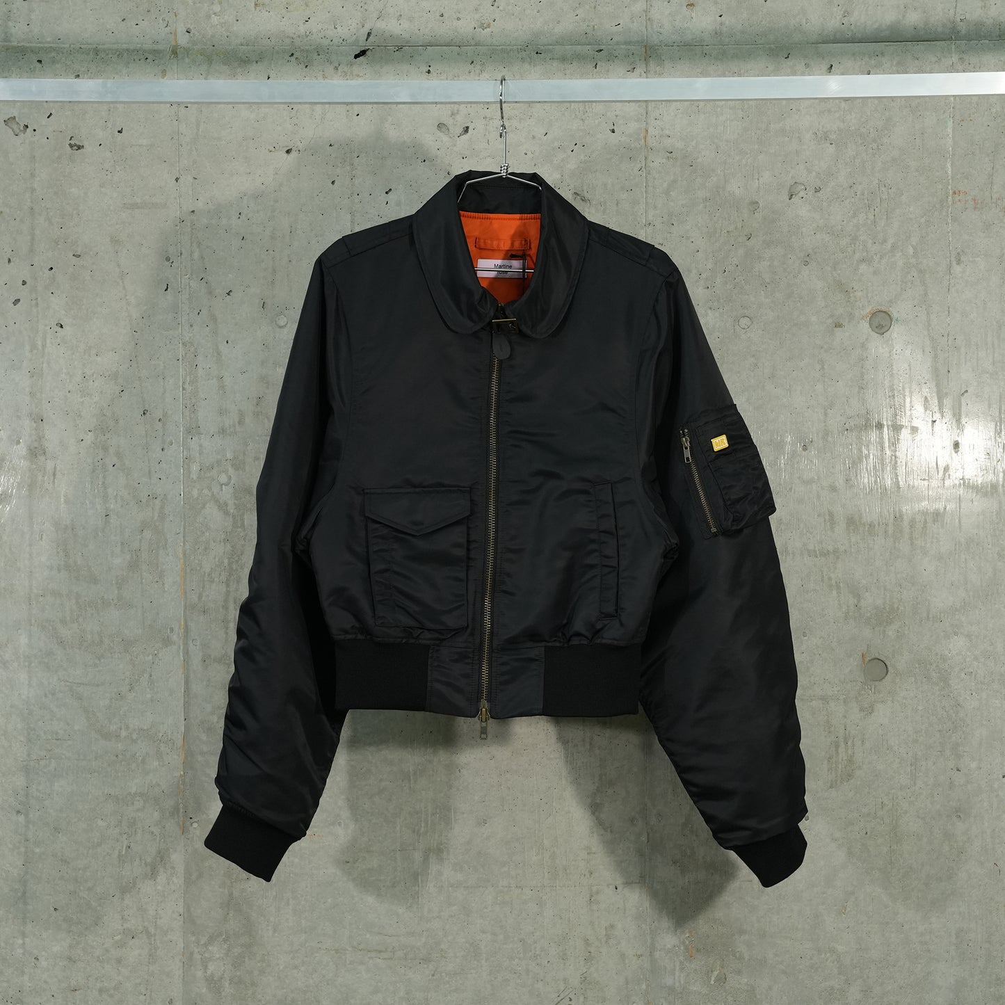 SHRUNKEN BOMBER / BLACK