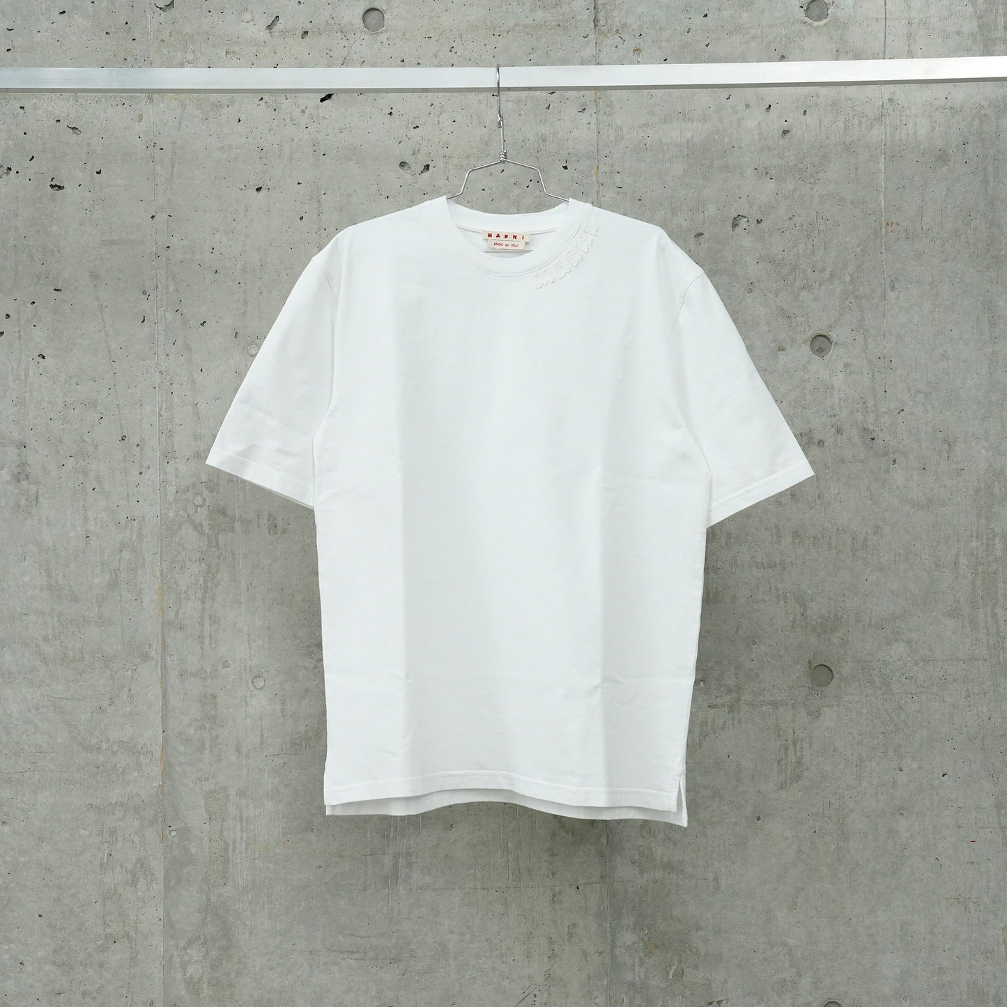 ORGANIC COTTON OVERSIZED T-SHIRT WITH MARNI PATCHES / 00W01