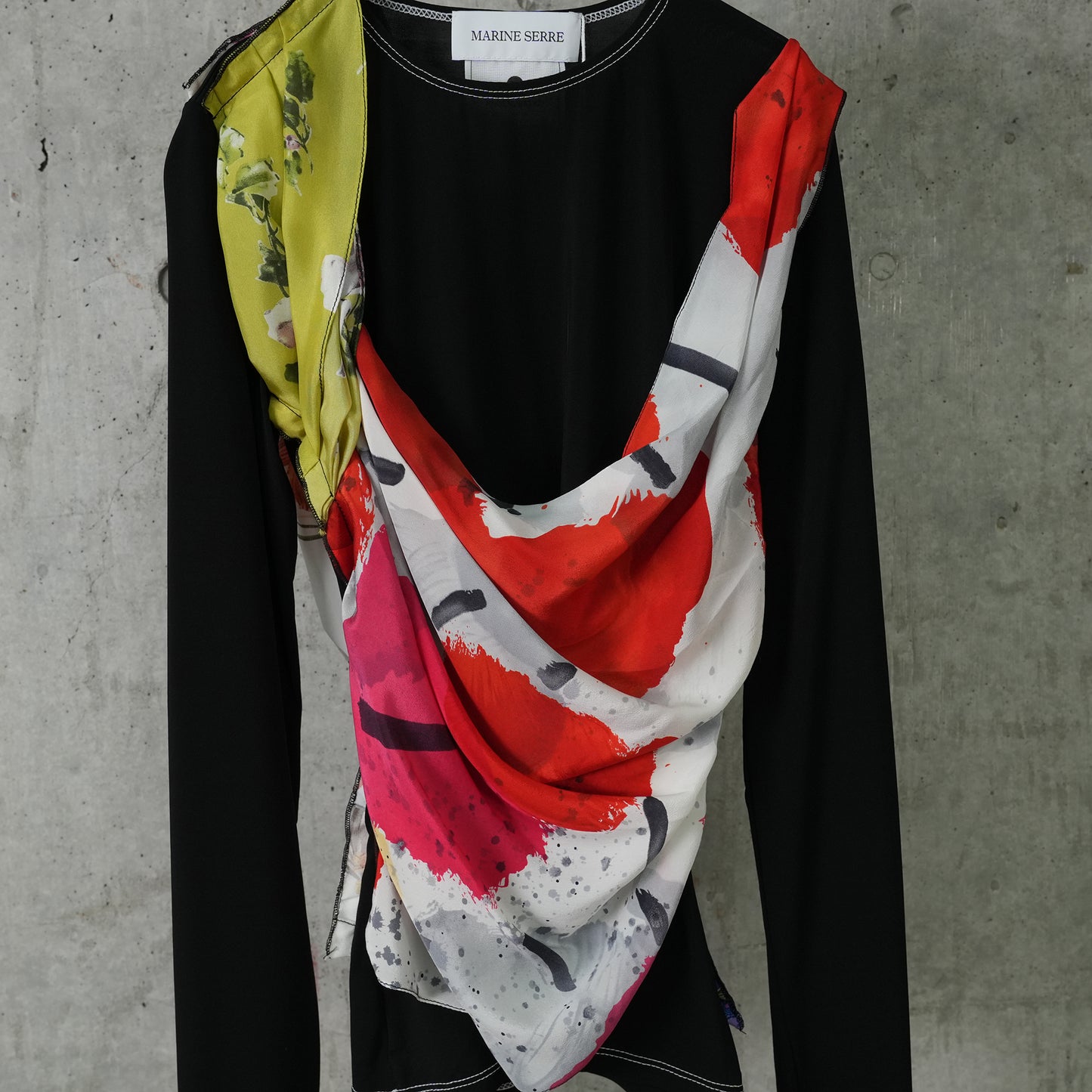 UPCYCLED SILK SCARVES DRAPED TOP / MU00:MULTICOL