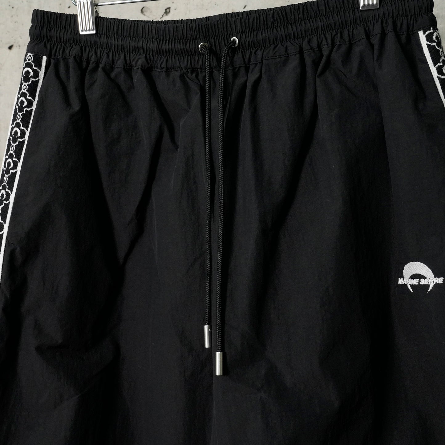 RECYCLED NYLON TRACK PANTS / BK99:BLACK