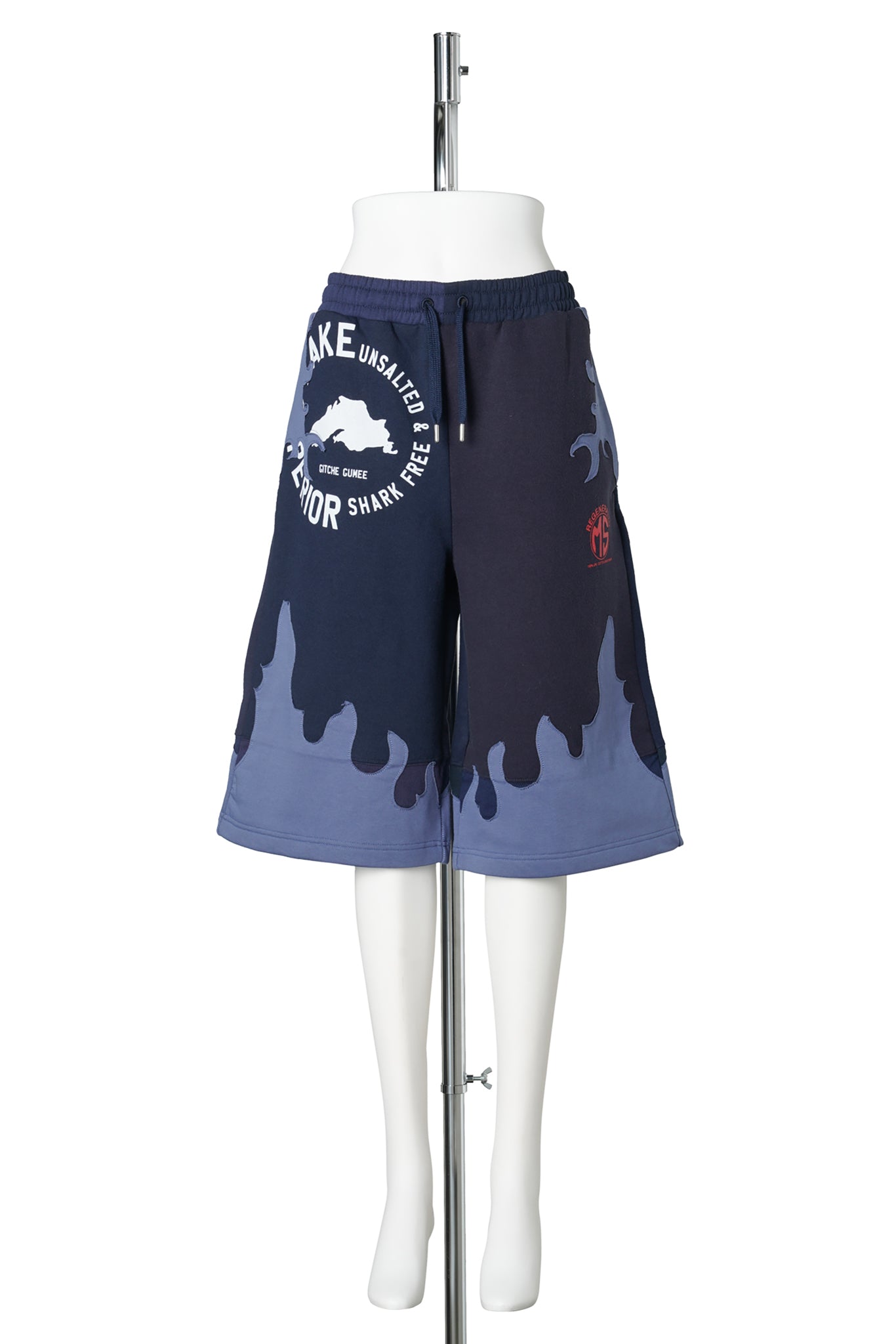REGENERATED JERSEY BERMUDA WITH FLOWERS PATCHES / BL90:NAVY