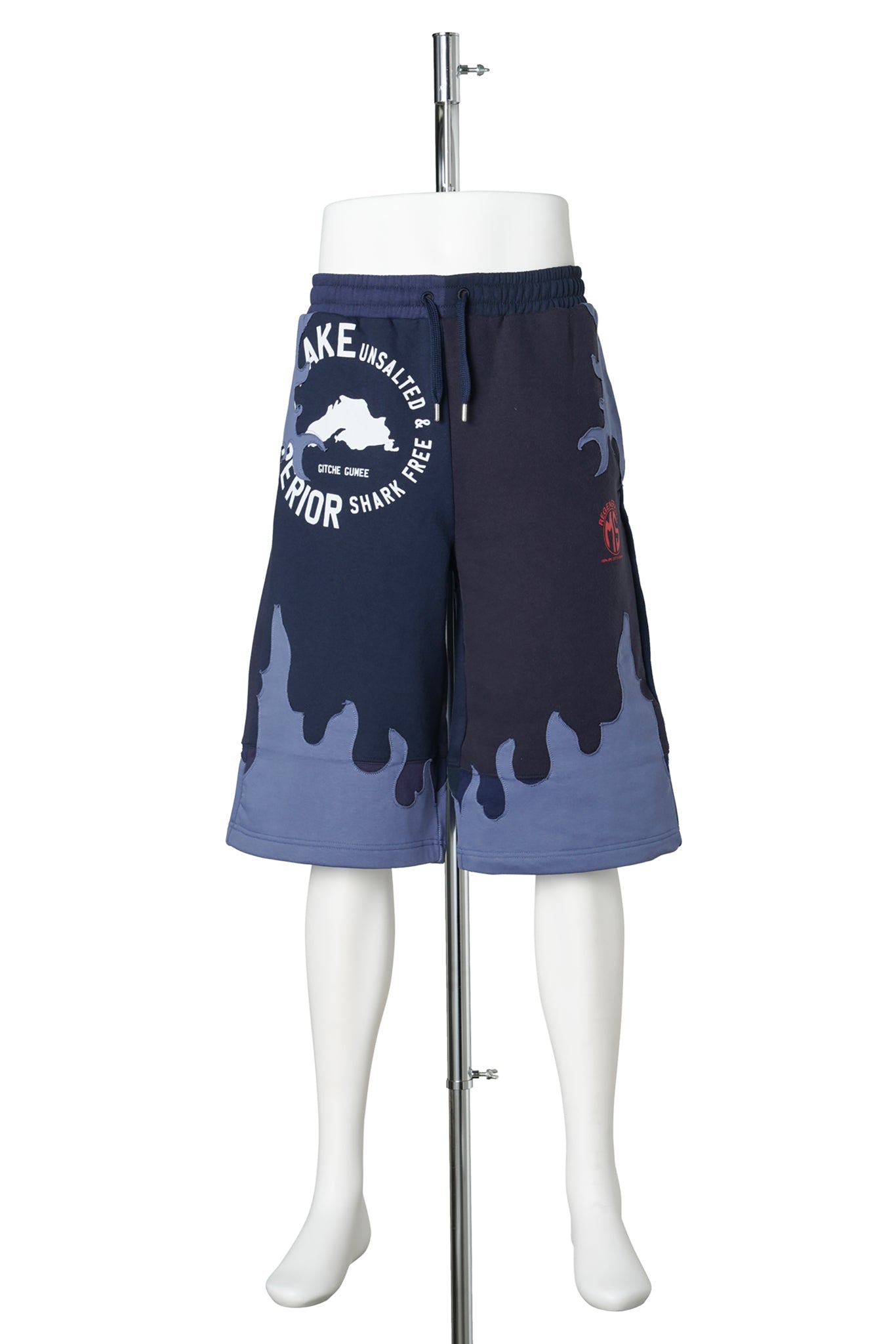 REGENERATED JERSEY BERMUDA WITH FLOWERS PATCHES / BL90:NAVY