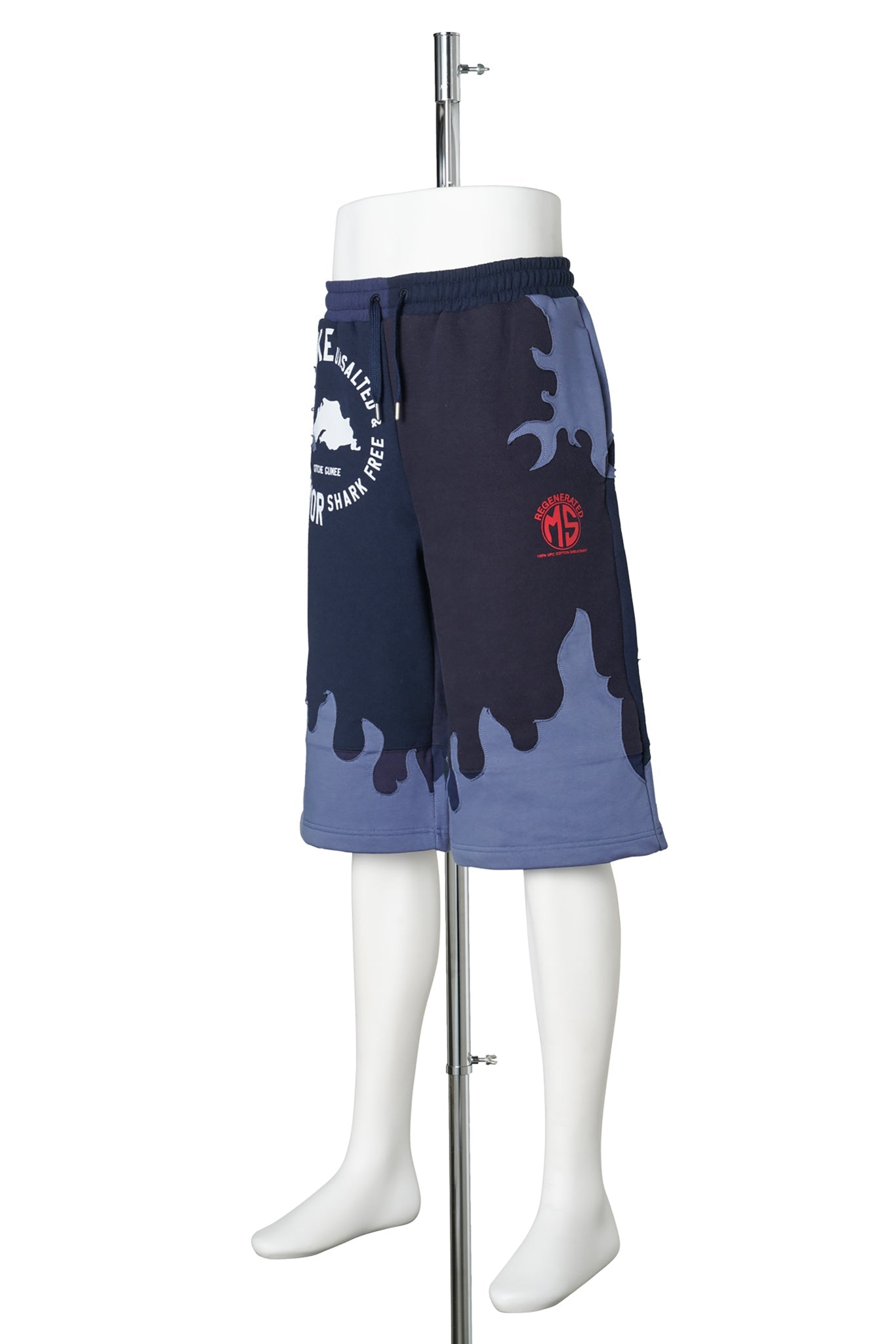 REGENERATED JERSEY BERMUDA WITH FLOWERS PATCHES / BL90:NAVY