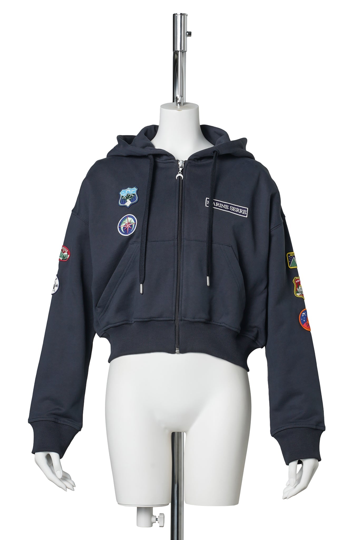 SCOUT PATCHES ZIPPED CROPPED HOODIE / BL81：GRAPHITE BLUE