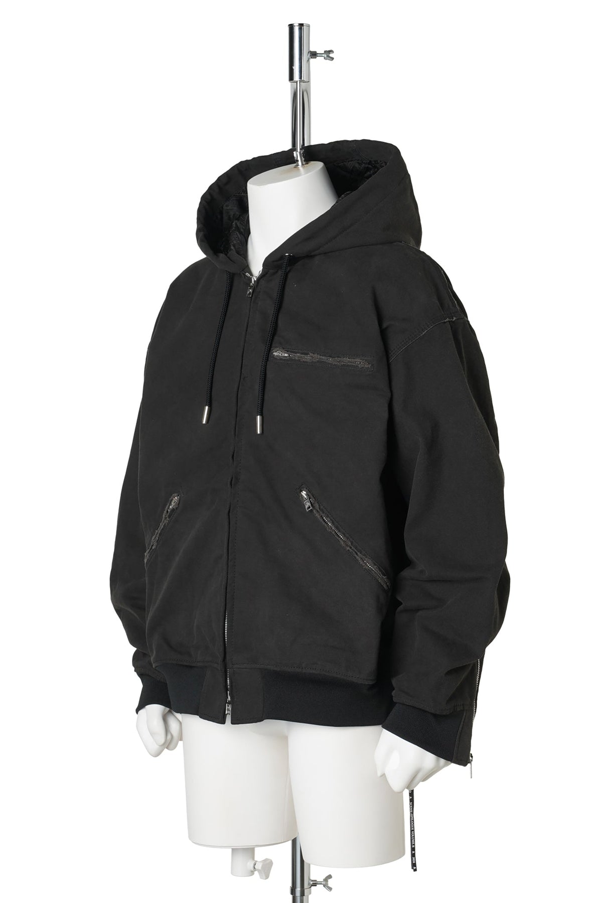 BL005 / 012:BLACK