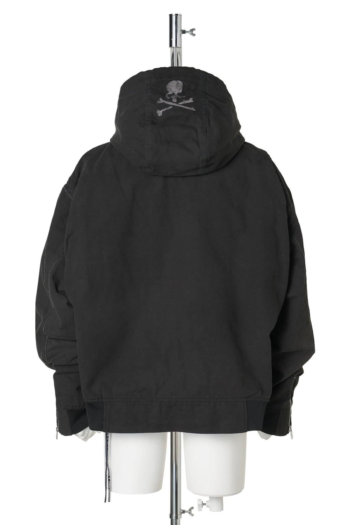 BL005 / 012:BLACK
