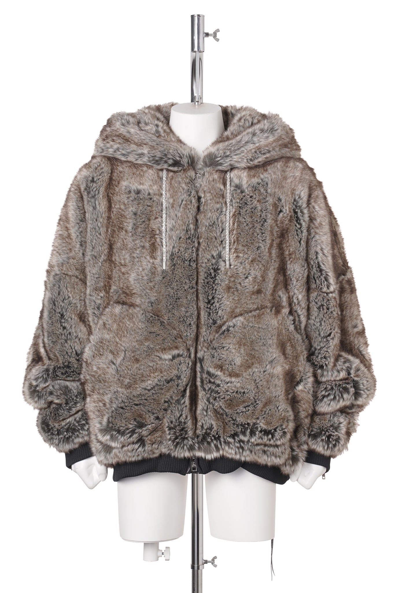 BL010 / 147:SILVER CHINCHILLA
