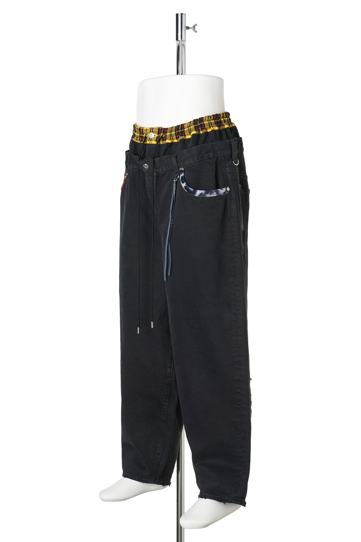 PA003 / 012:BLACK