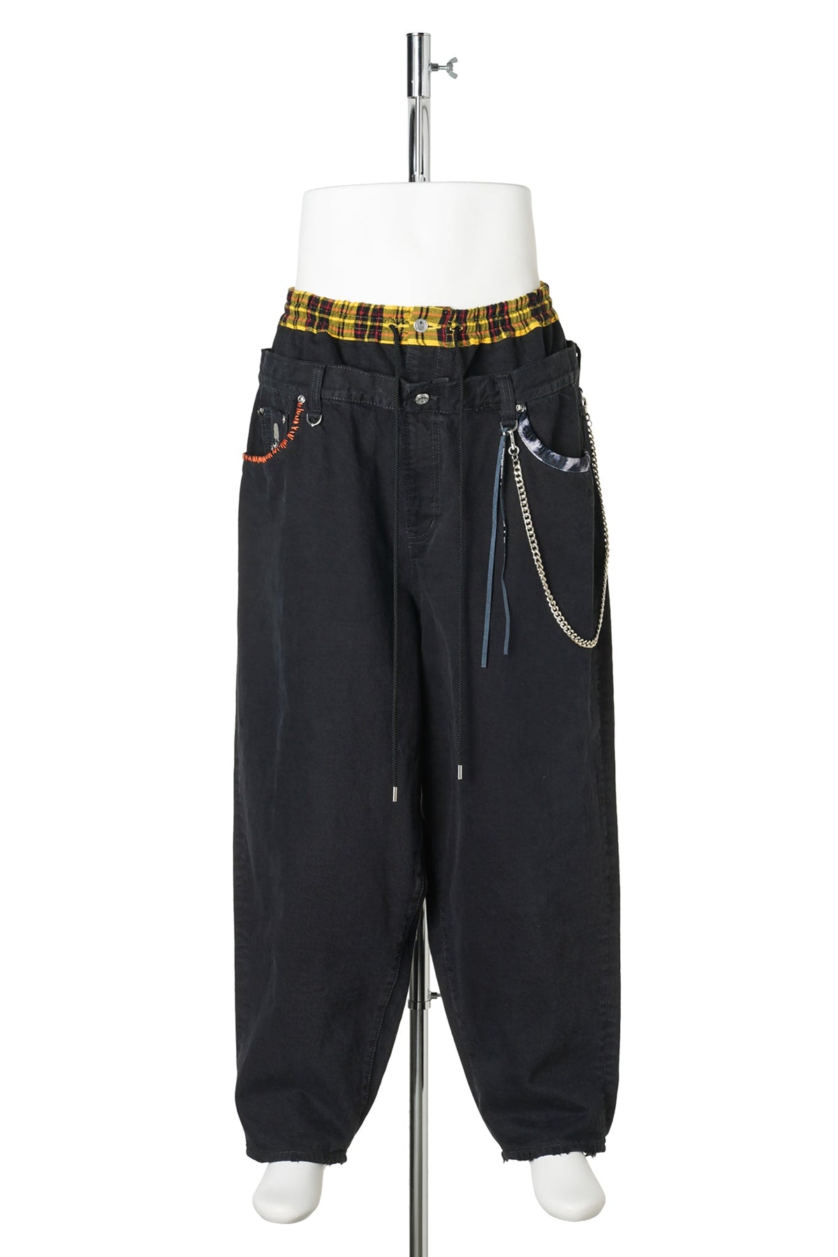 PA003 / 012:BLACK