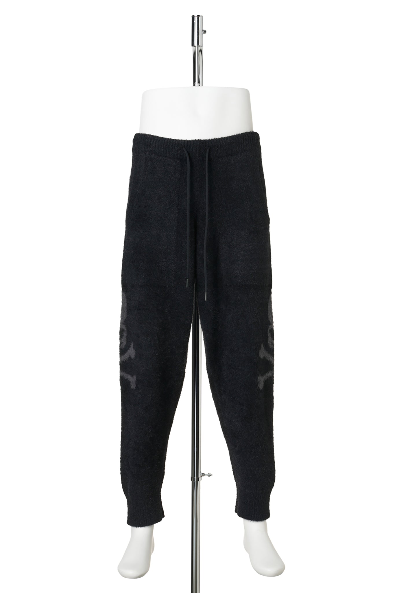 PA030 / 012:BLACK