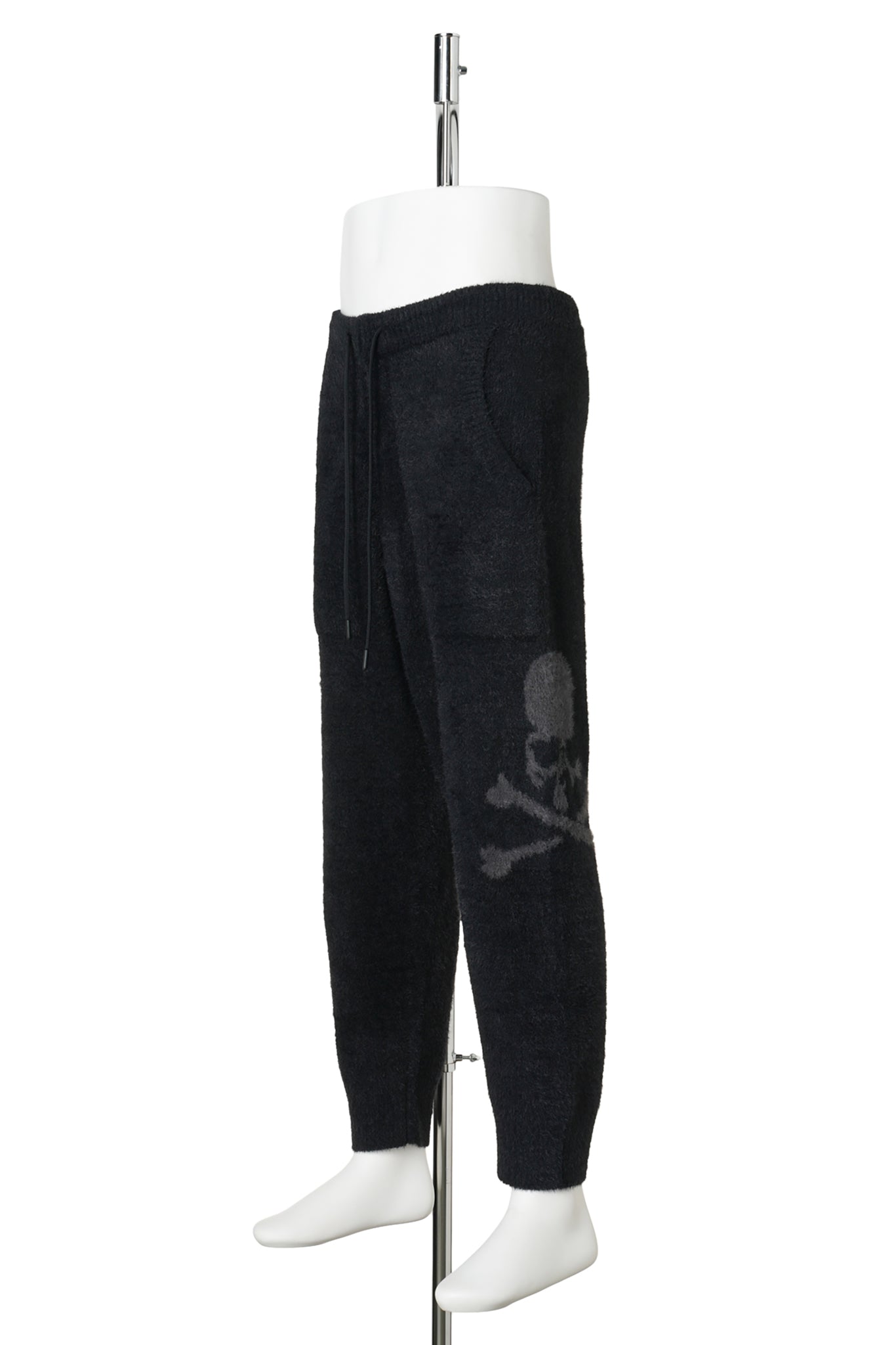 PA030 / 012:BLACK