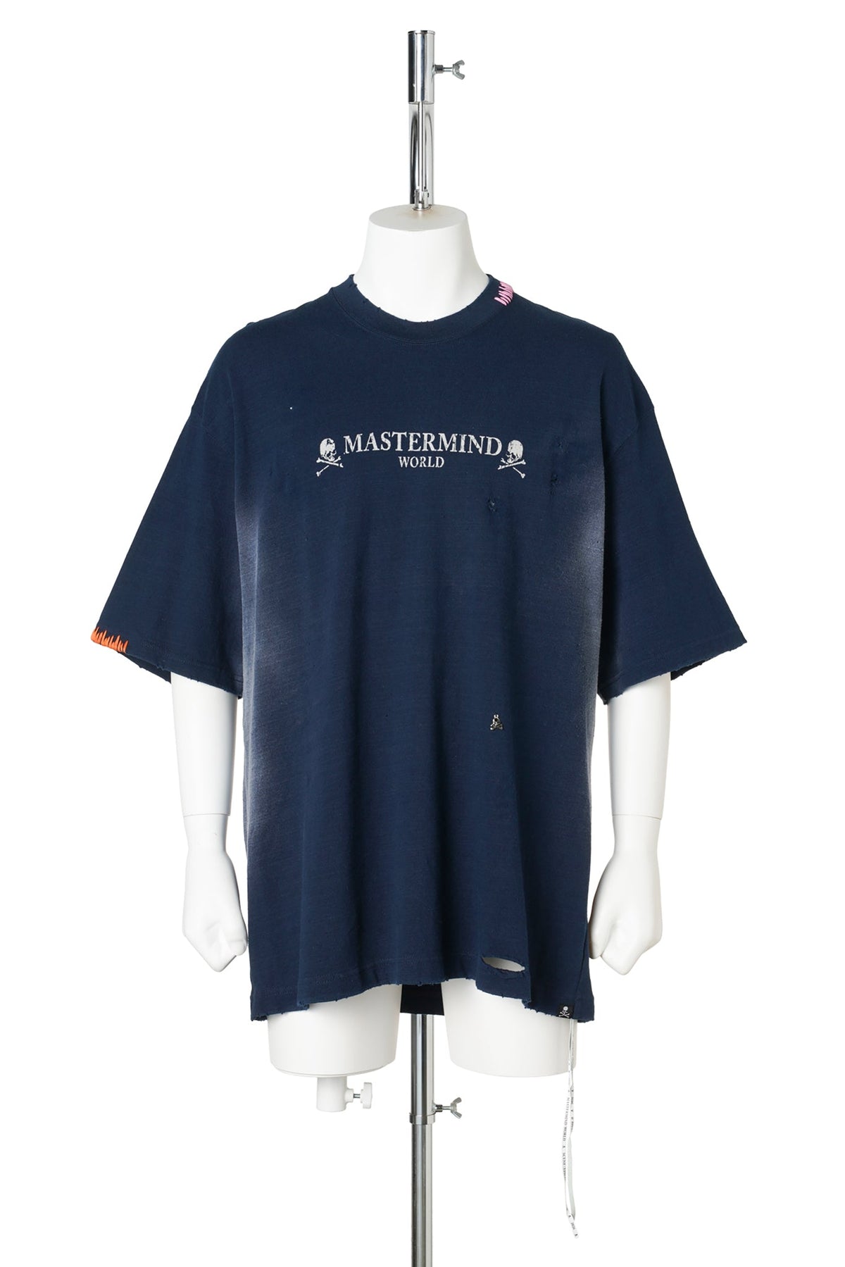 TS005 / 010:NAVY