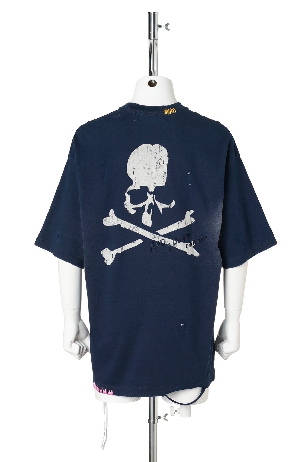 TS005 / 010:NAVY