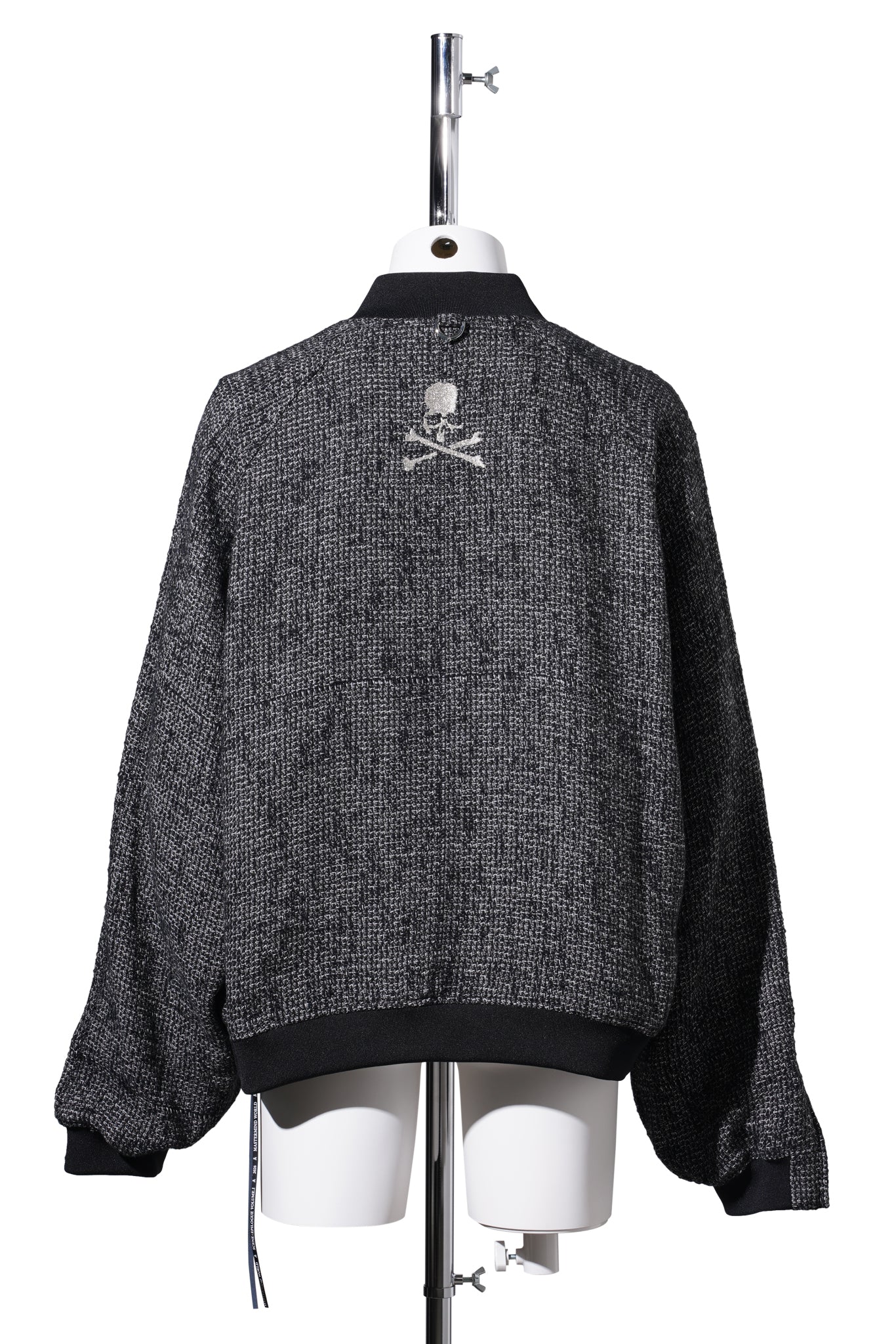 BL008 / 073:HEATHER BLACK