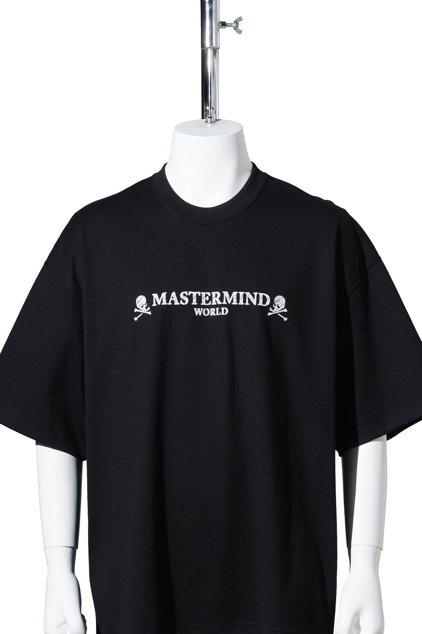 TS057 / 012:BLACK
