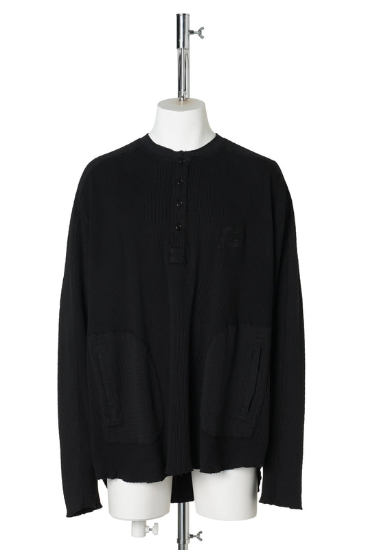 TWO POCKET HENLEY / BLACK