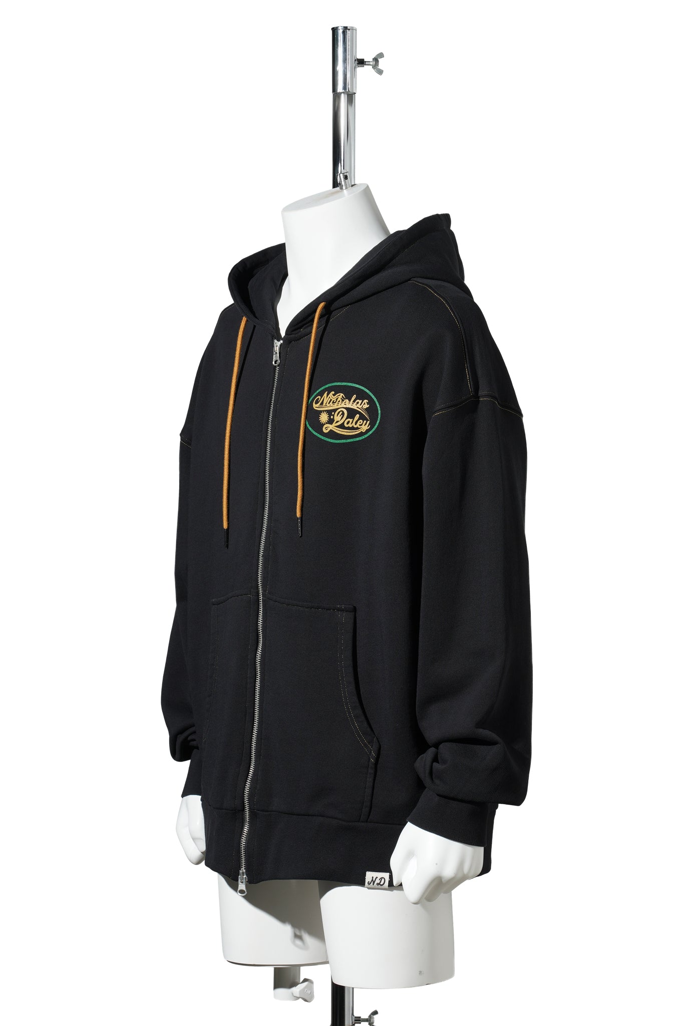ROOTS ZIP UP HOODIE / BLACK