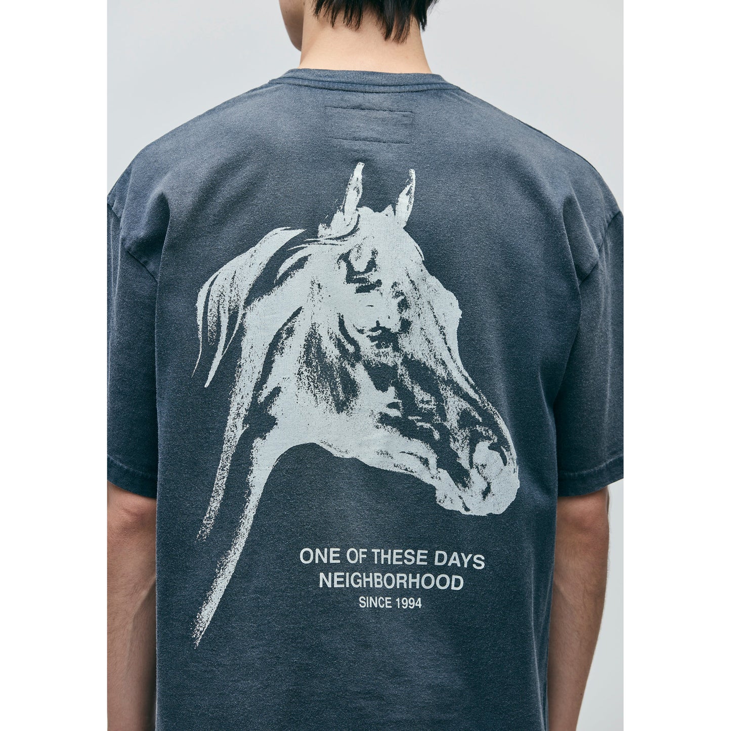 NH X OOTD . CREWNECK SS / BLACK