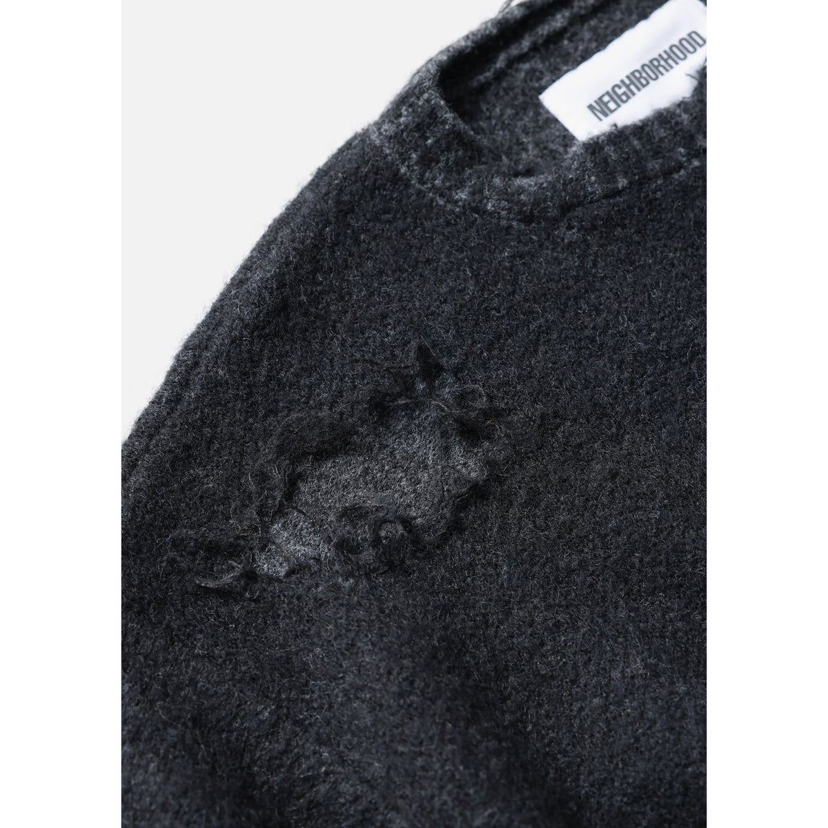 SAVAGE CREWNECK SWEATER / BLACK