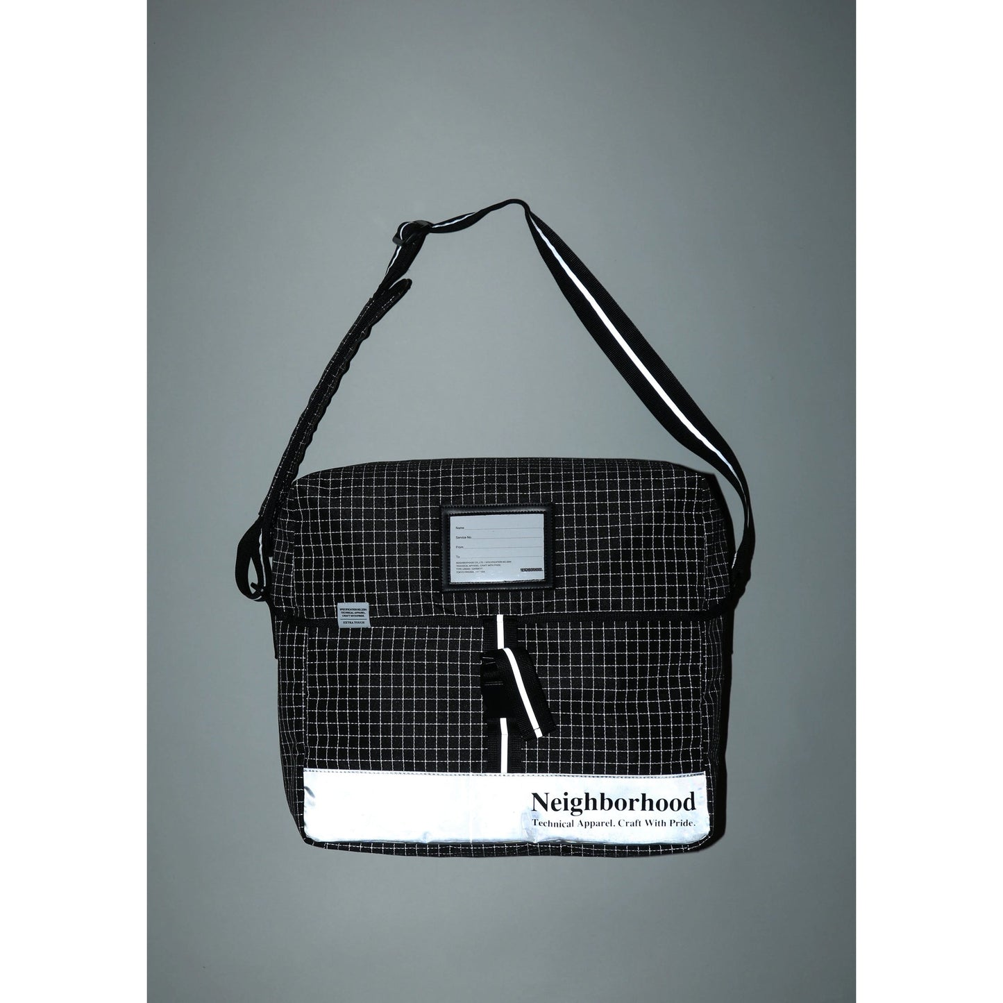 REFLECTIVE MESSENGER BAG / BLACK