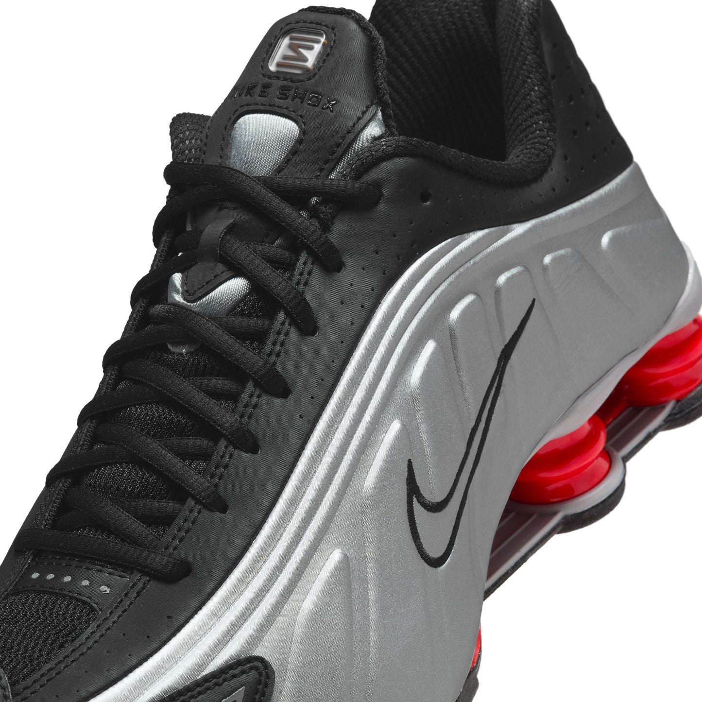 SHOX R4 / 008:BLACK/METALLIC SILVER