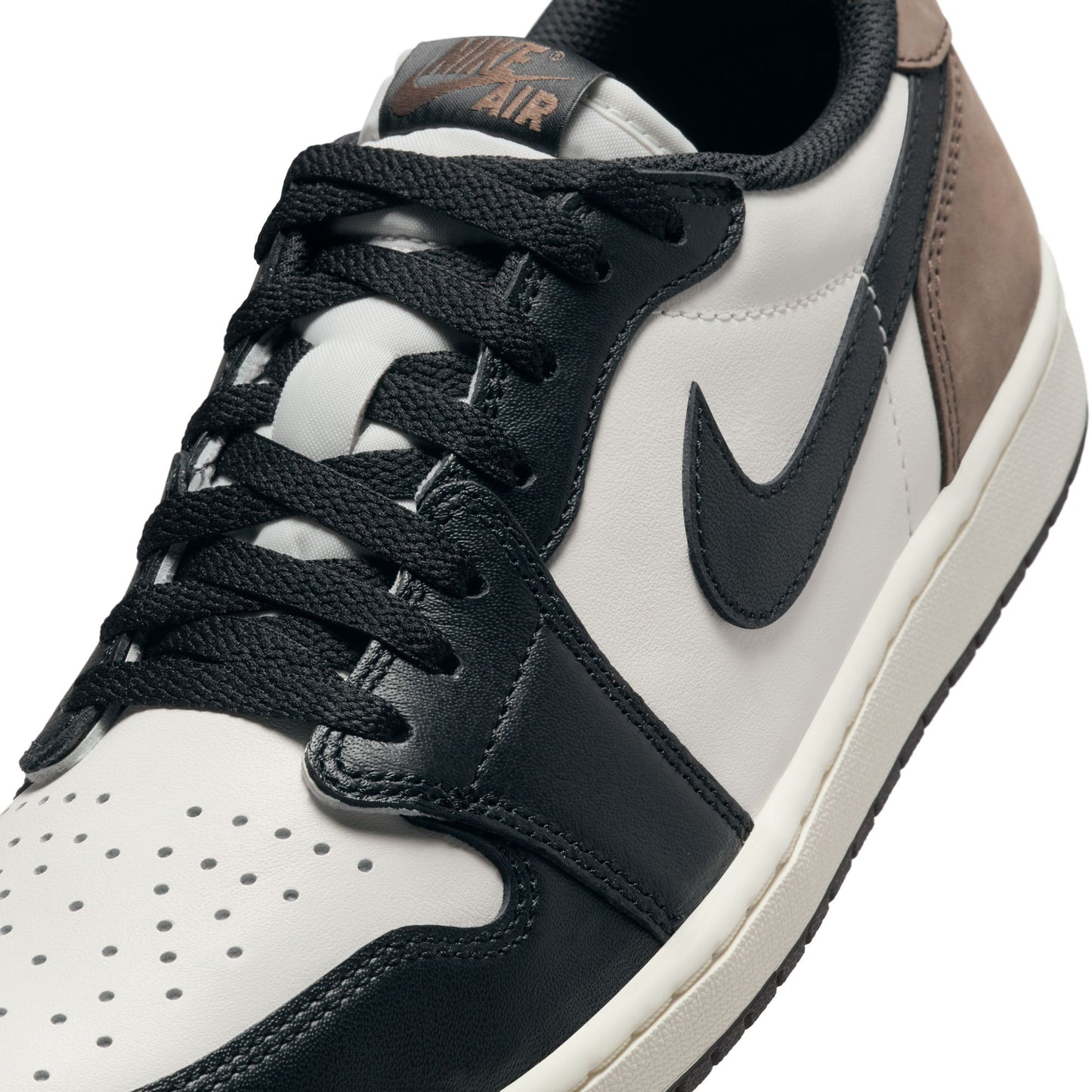 AIR JORDAN 1 RETRO LOW OG / 102:SAIL/BLACK-DARK MOCHA