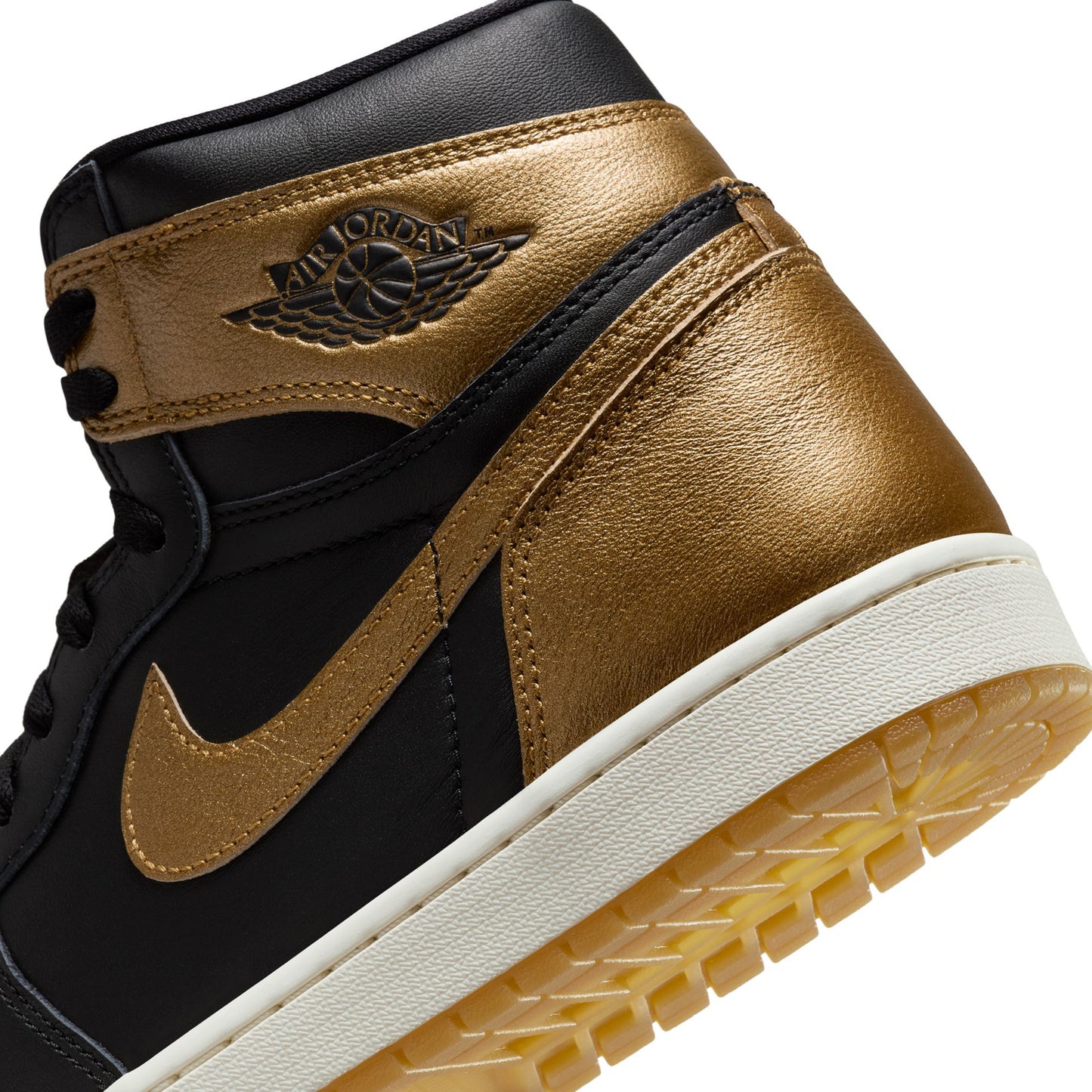 AIR JORDAN 1 RETRO HIGH OG / 071:BLACK/METALLIC GOLD-SAIL