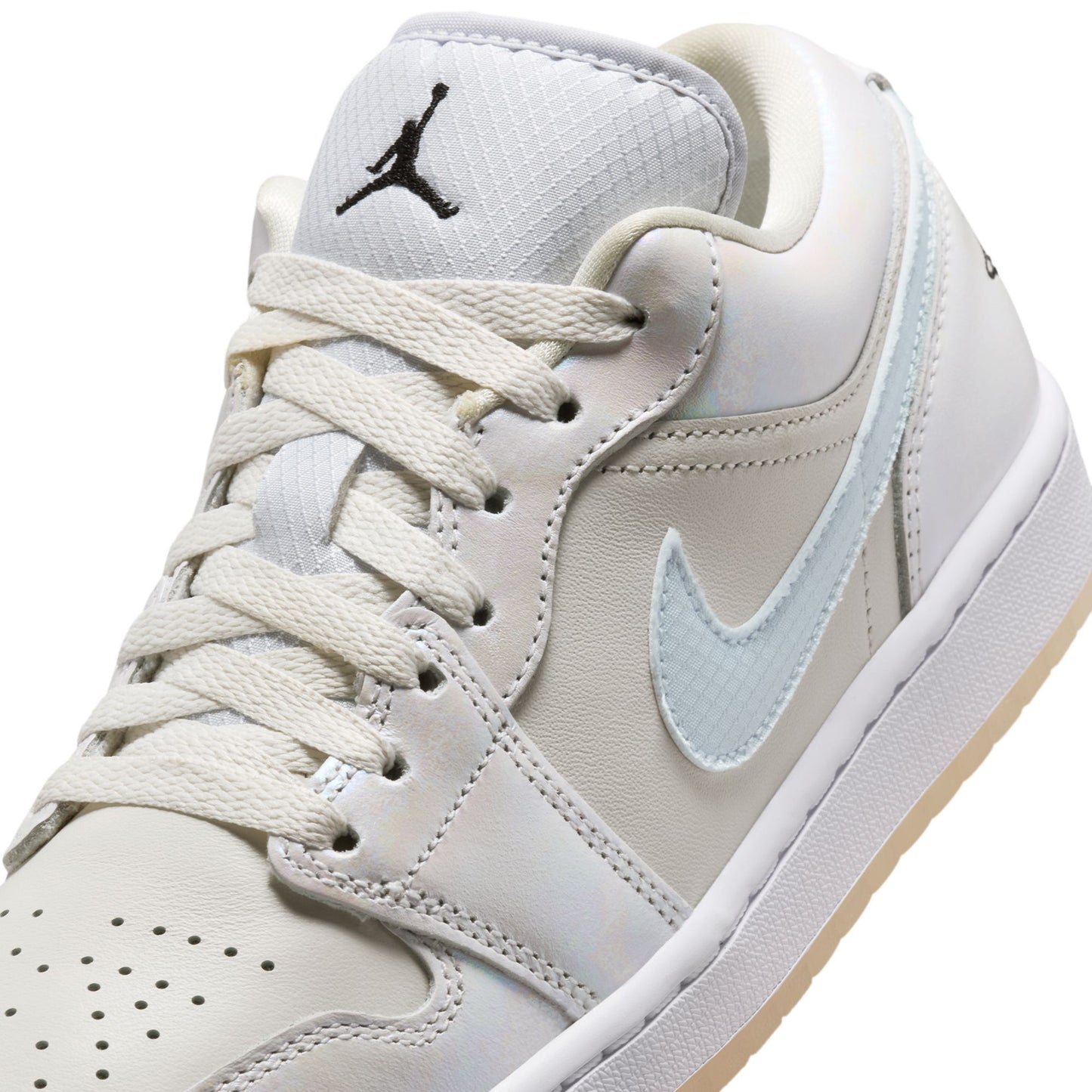 WMNS AIR JORDAN 1 LOW SE CNY / 001:PHANTOM/FOOTBALL GREY-WHITE