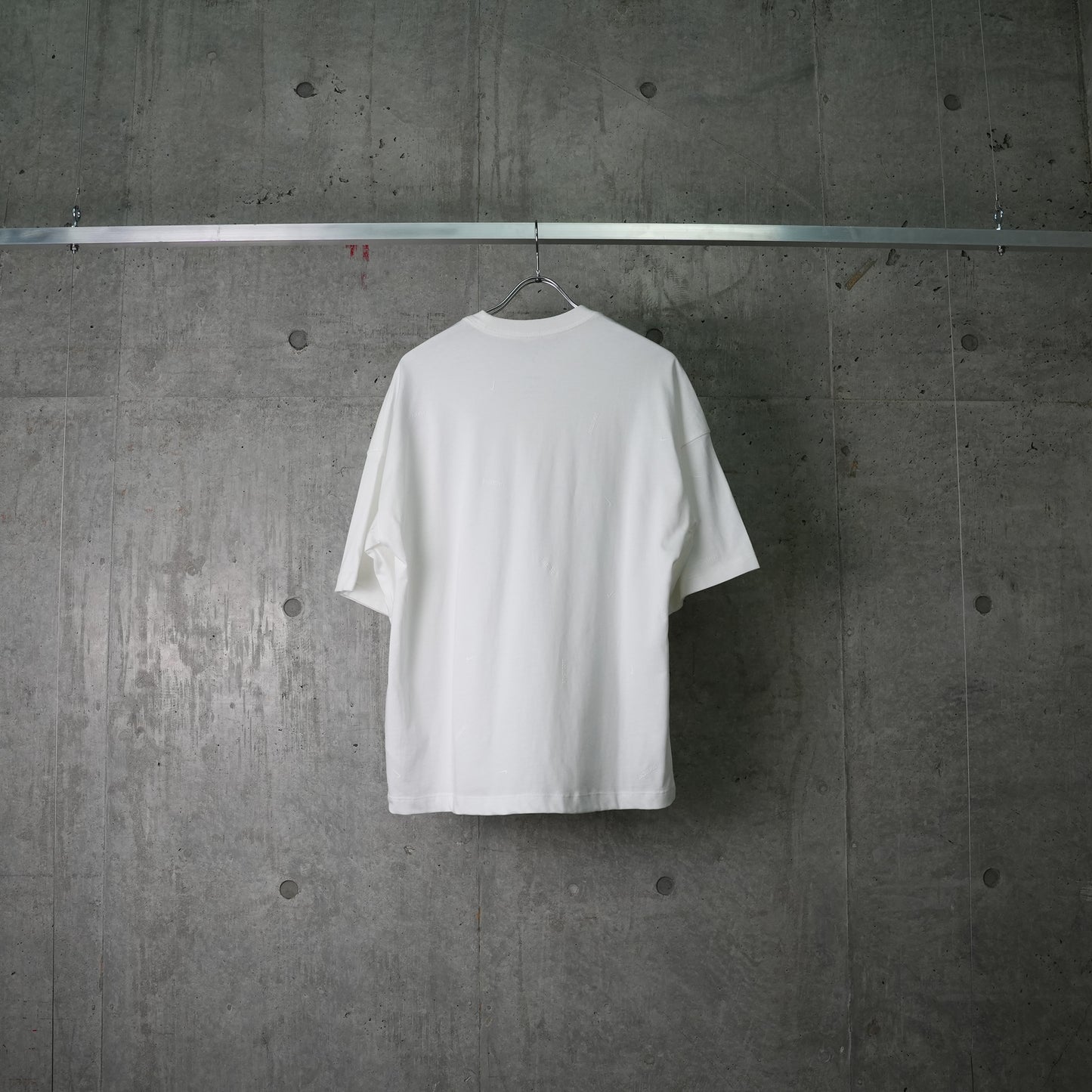 AS U NRG JACQUEMUS SS TEE / 100:WHITE