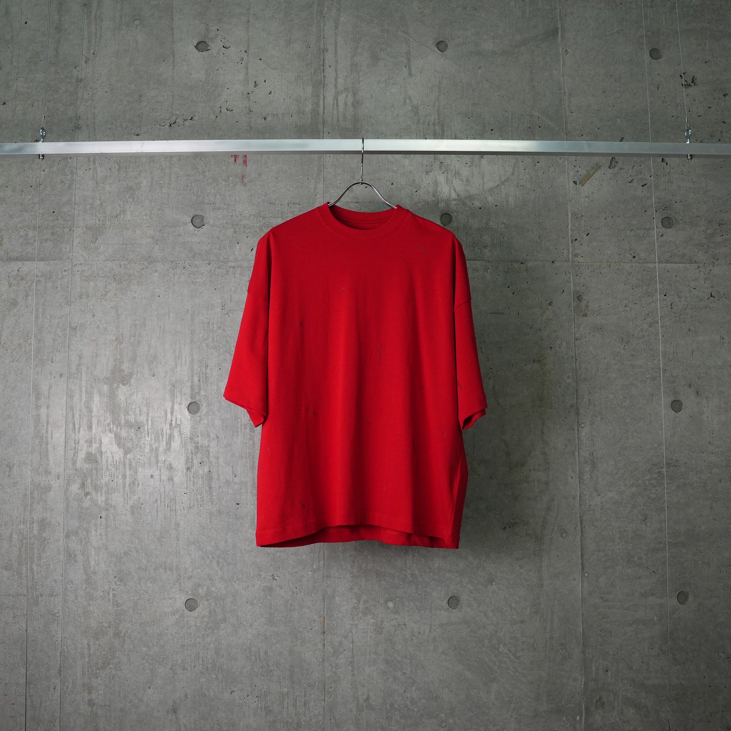 AS U NRG JACQUEMUS SS TEE / 611:UNIVERSITY RED