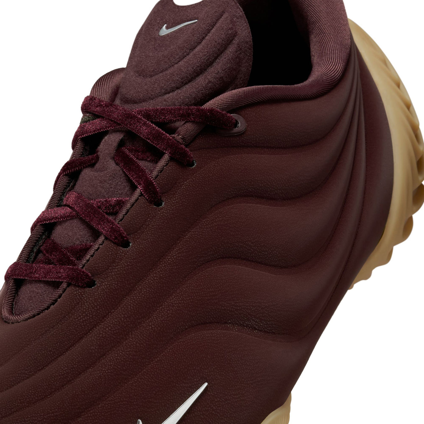W NIKE ASTRA ULTRA / 600:BURGUNDY CRUSH/METALLIC SILVER