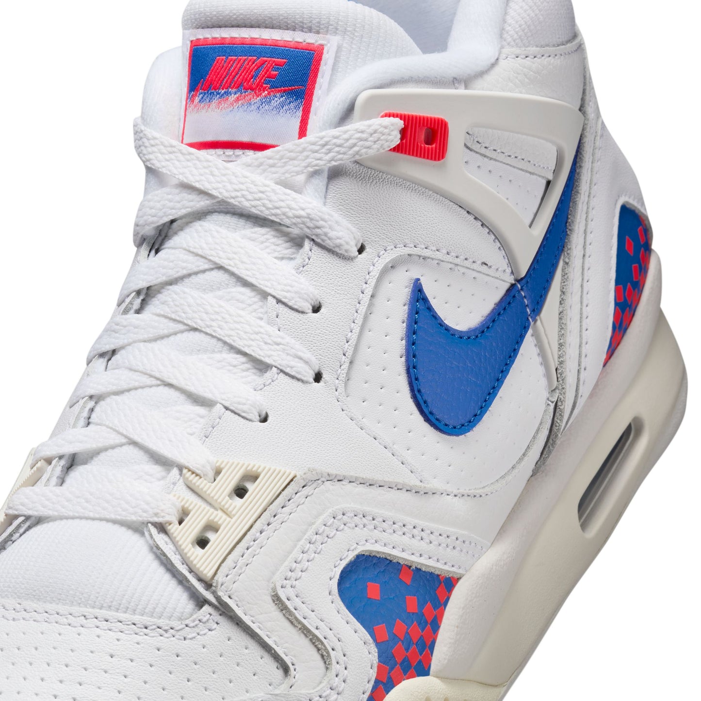 AIR TECH CHALLENGE II QS / 102:WHITE/ROYAL BLUE-LASER CRIMSON