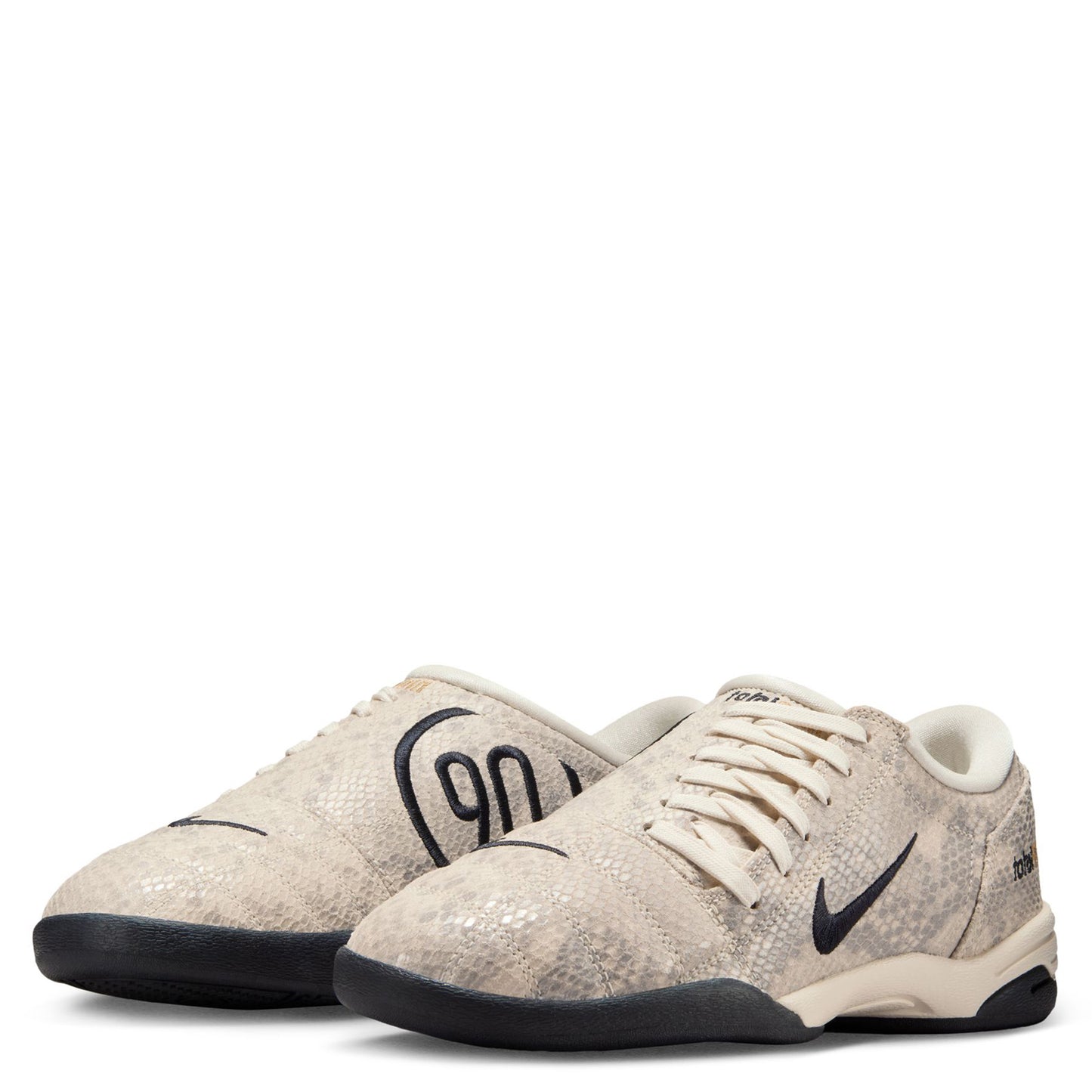 WMNS NIKE T90 SE / 100:PALE IVORY/BLACK-PALE IVORY