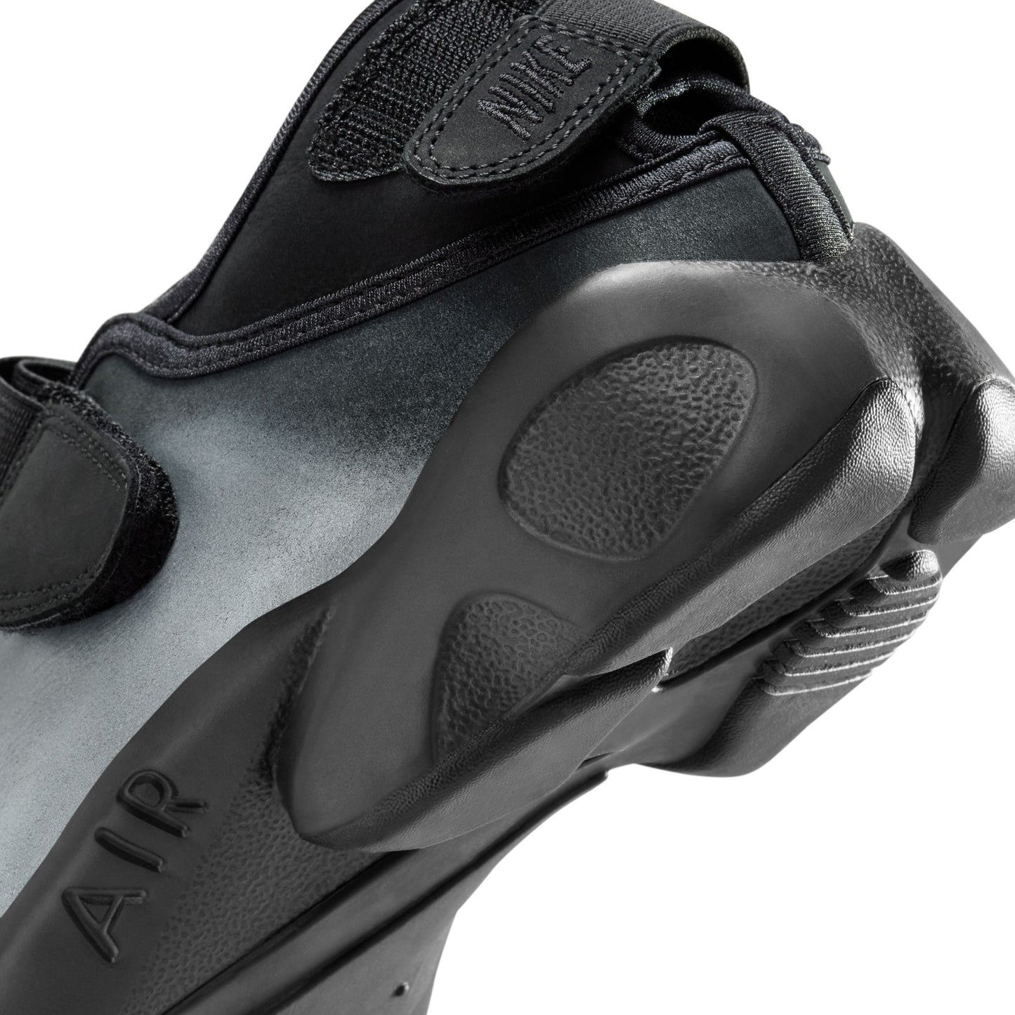 WMNS NIKE AIR RIFTLTR / 095:METALLIC SILVER/BLACK