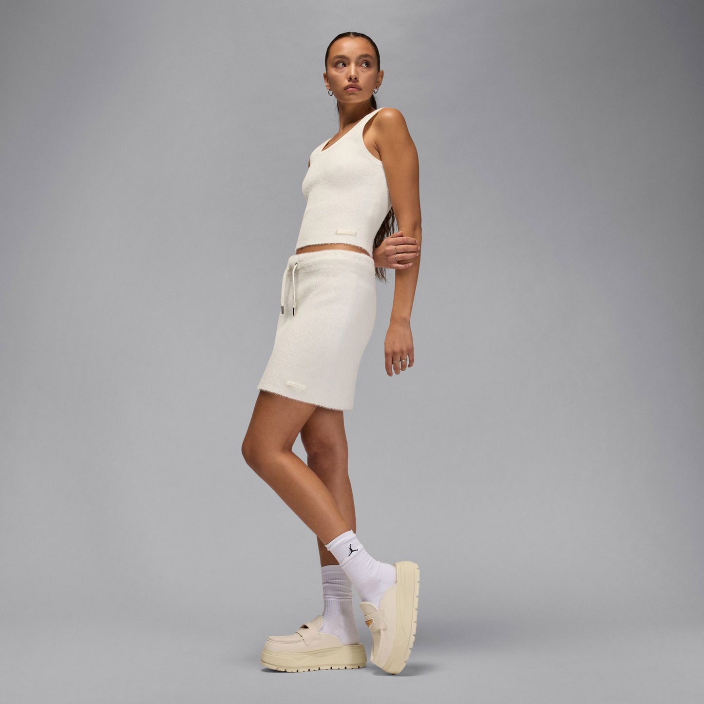 WMNS AIR JORDAN MULE / 071:SOFT PEARL/METALLIC GOLD