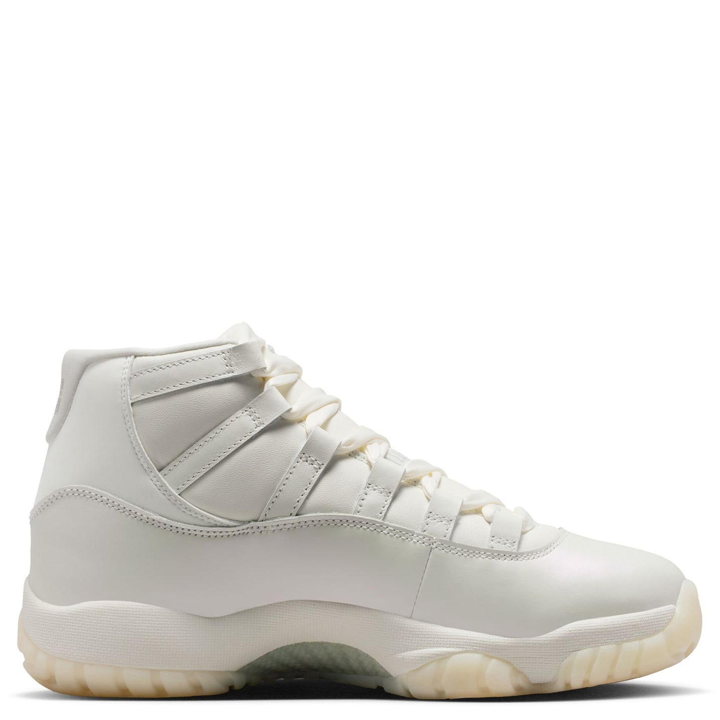 WMNS AIR JORDAN 11 RETRO / 110:SAIL/PEARL GREY-WHITE