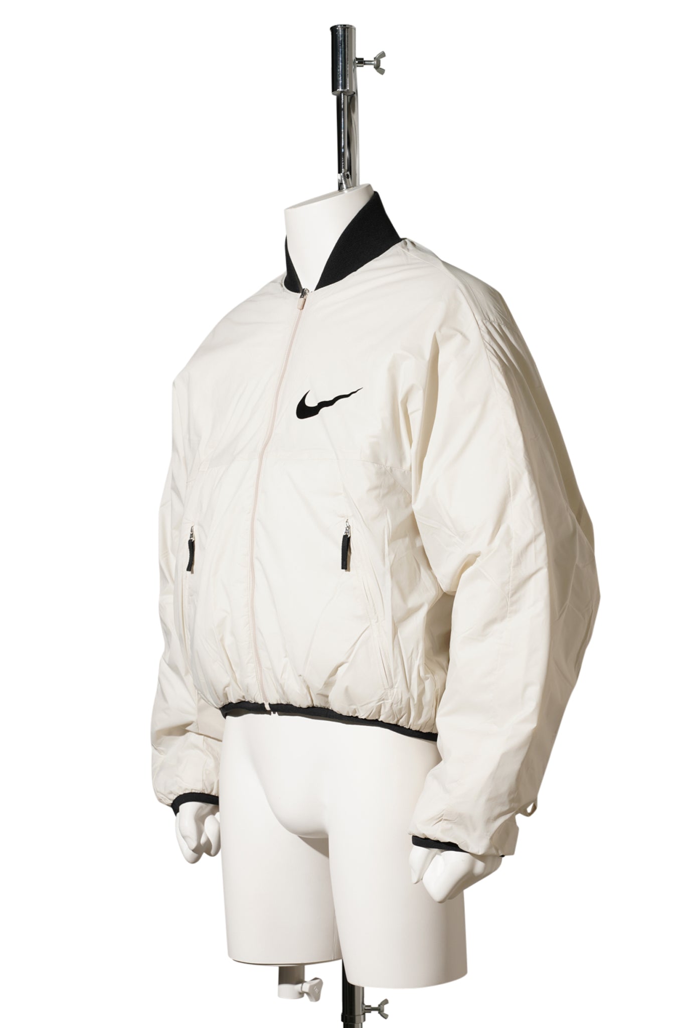 U NRG JACQUEMUS GTX 2N1 JKT / 010:BLACK/LT OREWOOD BRN