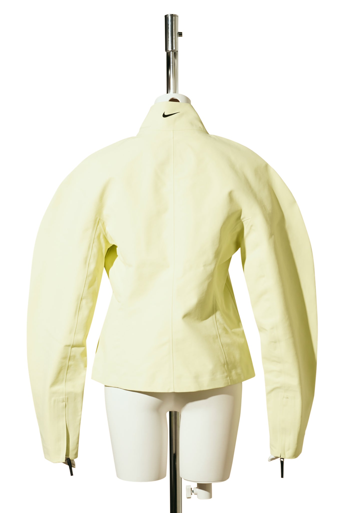 W NRG JACQUEMUS GTX JKT / 868:CITRON TINT