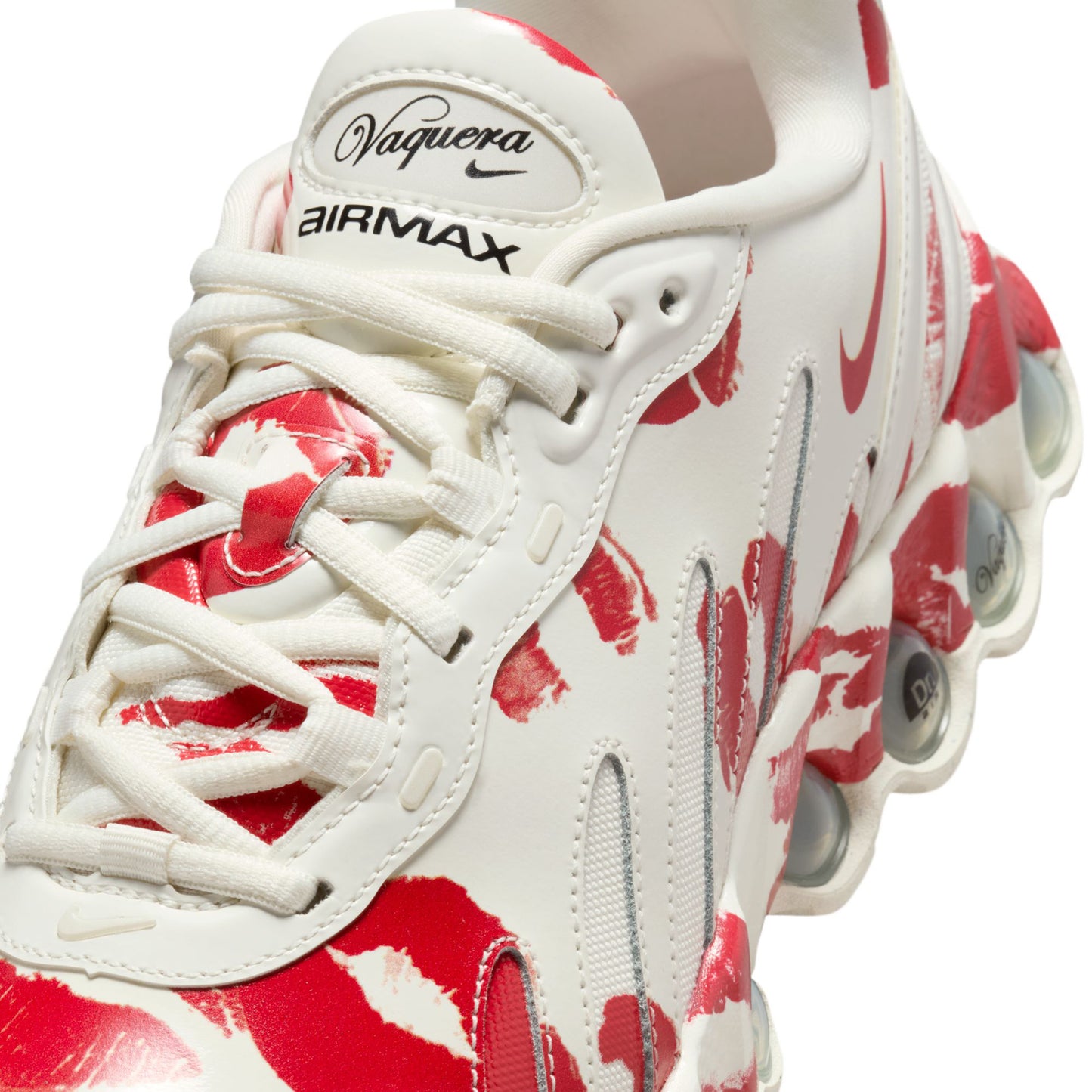 NIKE x VAQUERA W AIR MAX DN8 VQ SP / 100:SAIL/PRIME RED-SAIL-BLACK