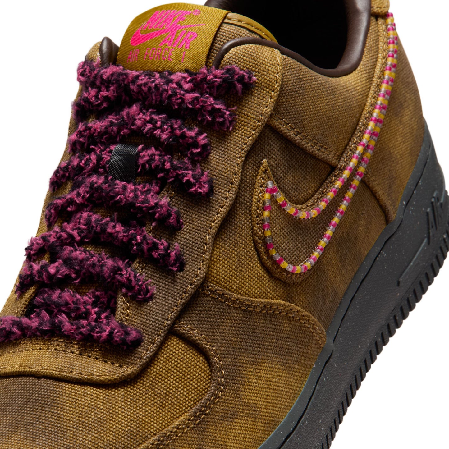 AIR FORCE 1 BOUCLE QS / 300:DESERT MOSS/FIERCE PINK